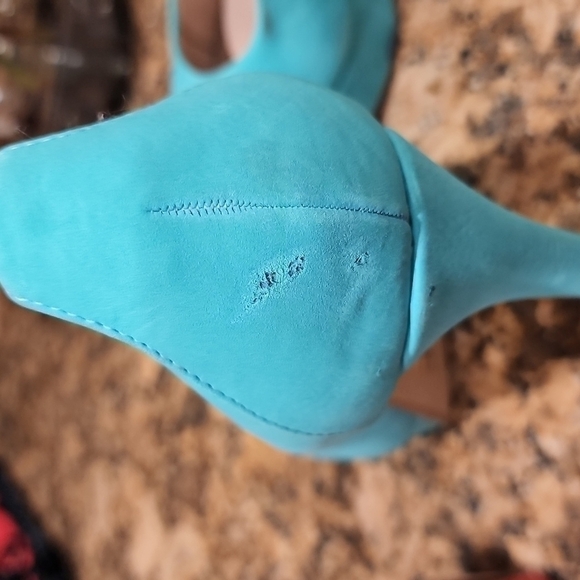 Aqua heels size nine - Picture 3 of 10